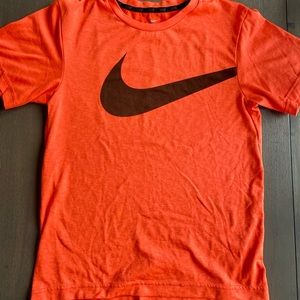 COPY - Nike dri fit youth boys orange tshirt youth large